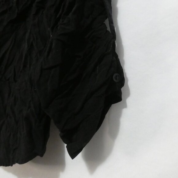 MAJORA | large | Black Button-Up Shirt | Scrunched Roll Tab Sleeves | Pockets - Picture 7 of 16